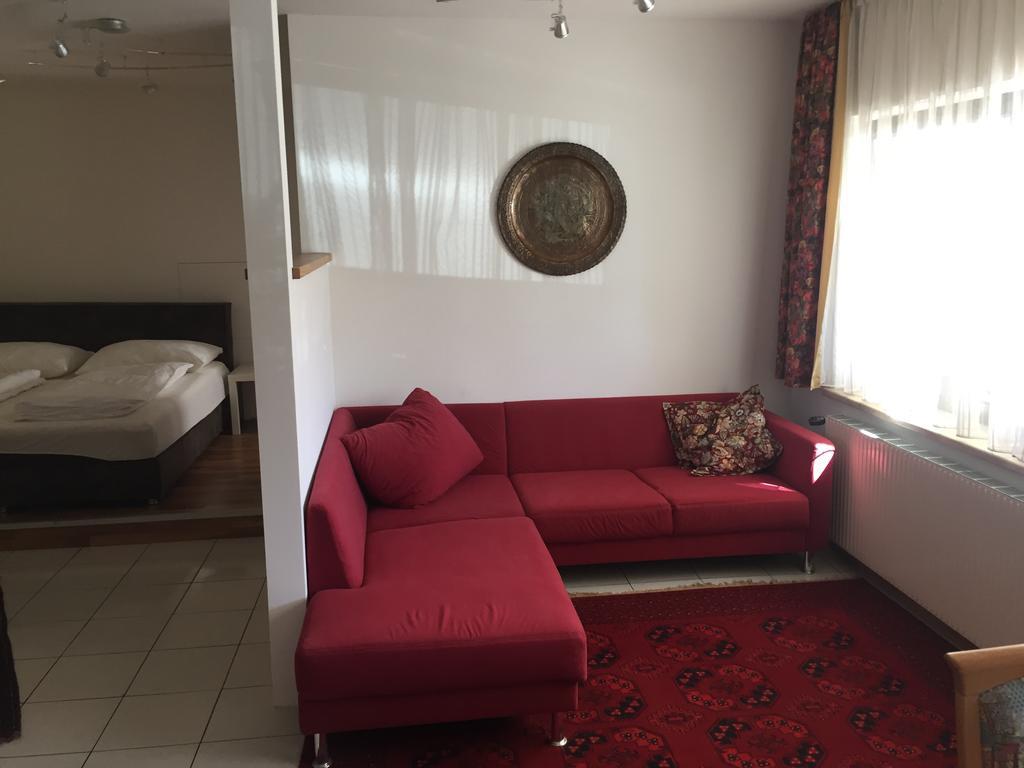 Stockers Kleines Dorfhotel Deutsch Goritz Dış mekan fotoğraf