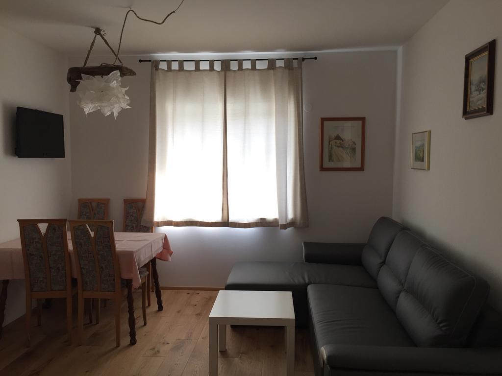 Stockers Kleines Dorfhotel Deutsch Goritz Dış mekan fotoğraf