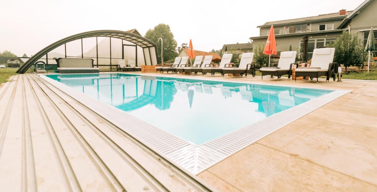 Stockers Kleines Dorfhotel Deutsch Goritz Dış mekan fotoğraf