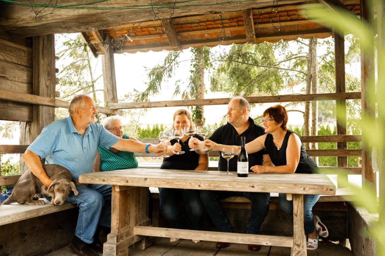 Stockers Kleines Dorfhotel Deutsch Goritz Dış mekan fotoğraf